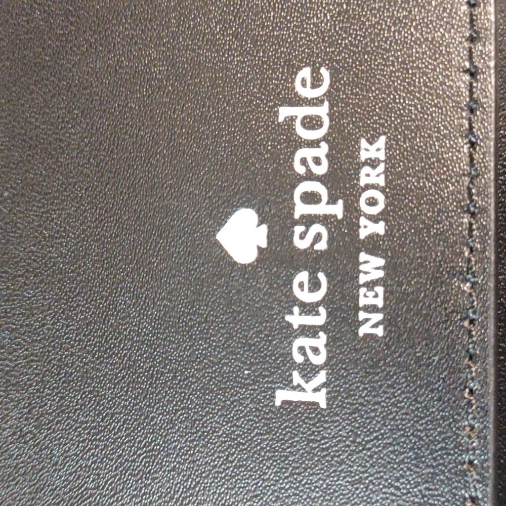 ❤️ Relisted Kate Spade Frosty Penguin Chain Strap Purse - Picture 12 of 15